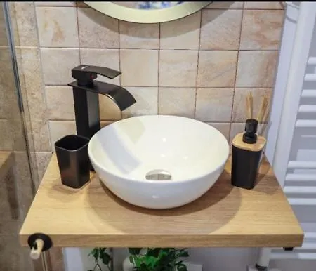 Apartment Moonlight River With Balcony Old Town Bucharest