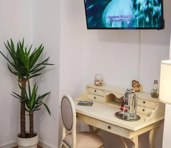 Moonlight River With Balcony Old Town Apartman *